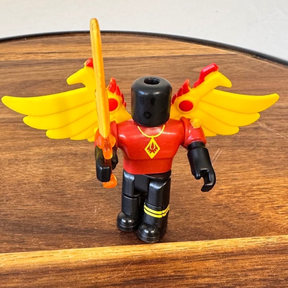 Roblox Action Figure Red Lord of the Federation with Wings and Sword ROB0682